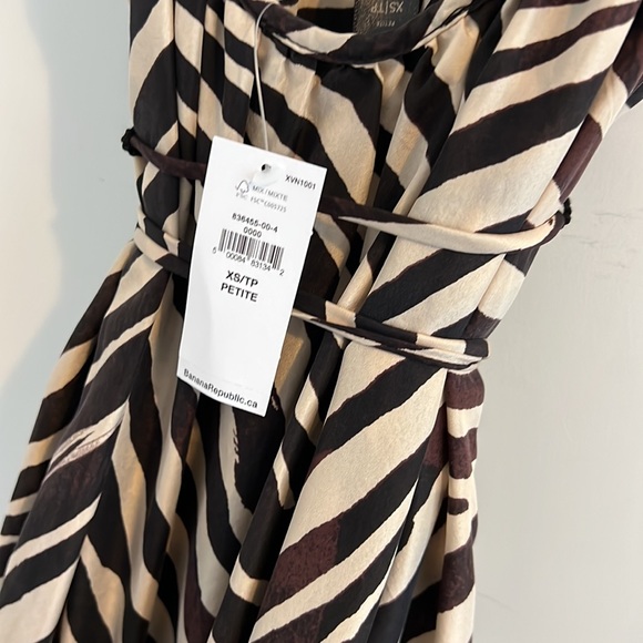 Banana Republic dress - Picture 6 of 8